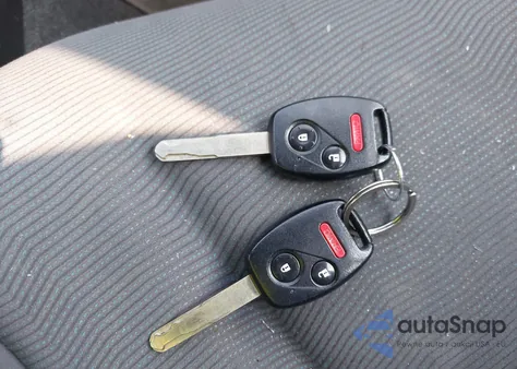 2013 Honda Fit from USA, damaged, VIN JHMGE8H36DC044567